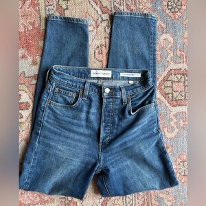 Aritzia Denim Forum Jeans - The Yoko High Rise Slim 28L / 25W